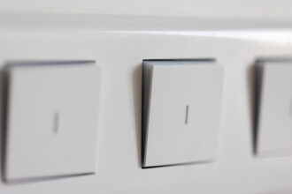 Appareillage mural : quand l'électricité devient un choix décoratif
